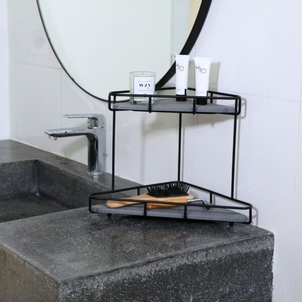 Rangement en pierre de douche, idéal pour organiser vos produits
