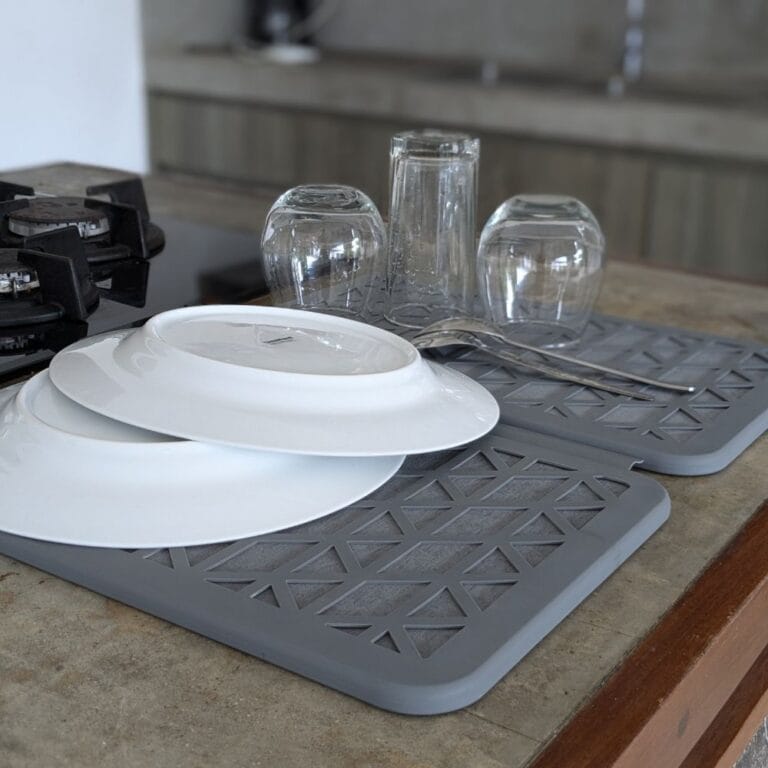 Égouttoir en pierre pour organiser vos accessoires de cuisine