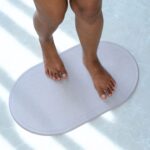Tapis de bain Blanc Éternel en diatomite Aurora