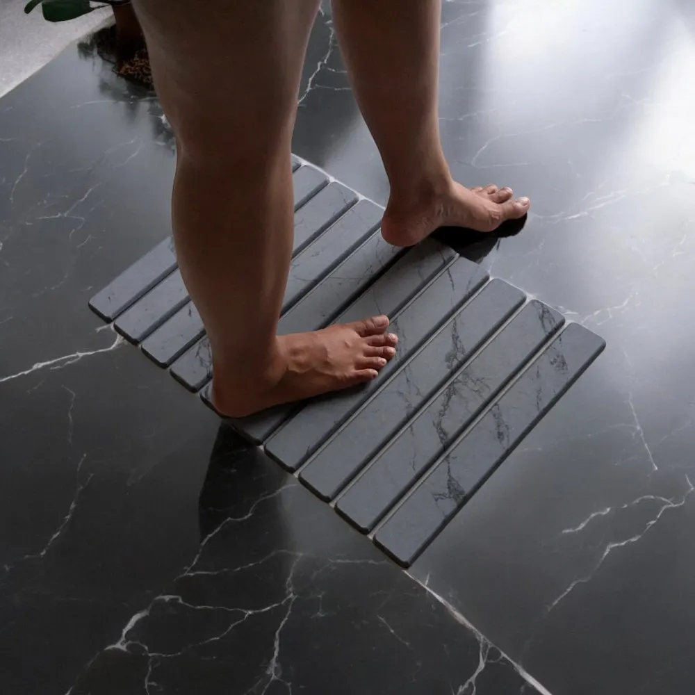Tapis de bain pliable Gris Cendre en diatomite Agilis