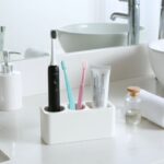 Porte brosse à dents Blanc Éternel en diatomite Olika